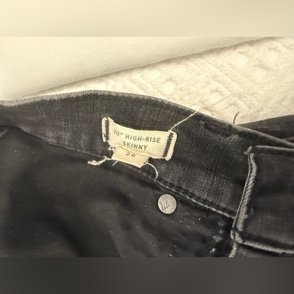 Madewell Black High Rise Jeans with Vintage Look - Picture 3 of 7